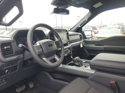 New 2026 Ford F150 XLT w/ Equipment Group 302A MID image 12