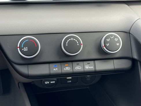 New 2026 Hyundai Elantra SE FWD image 23