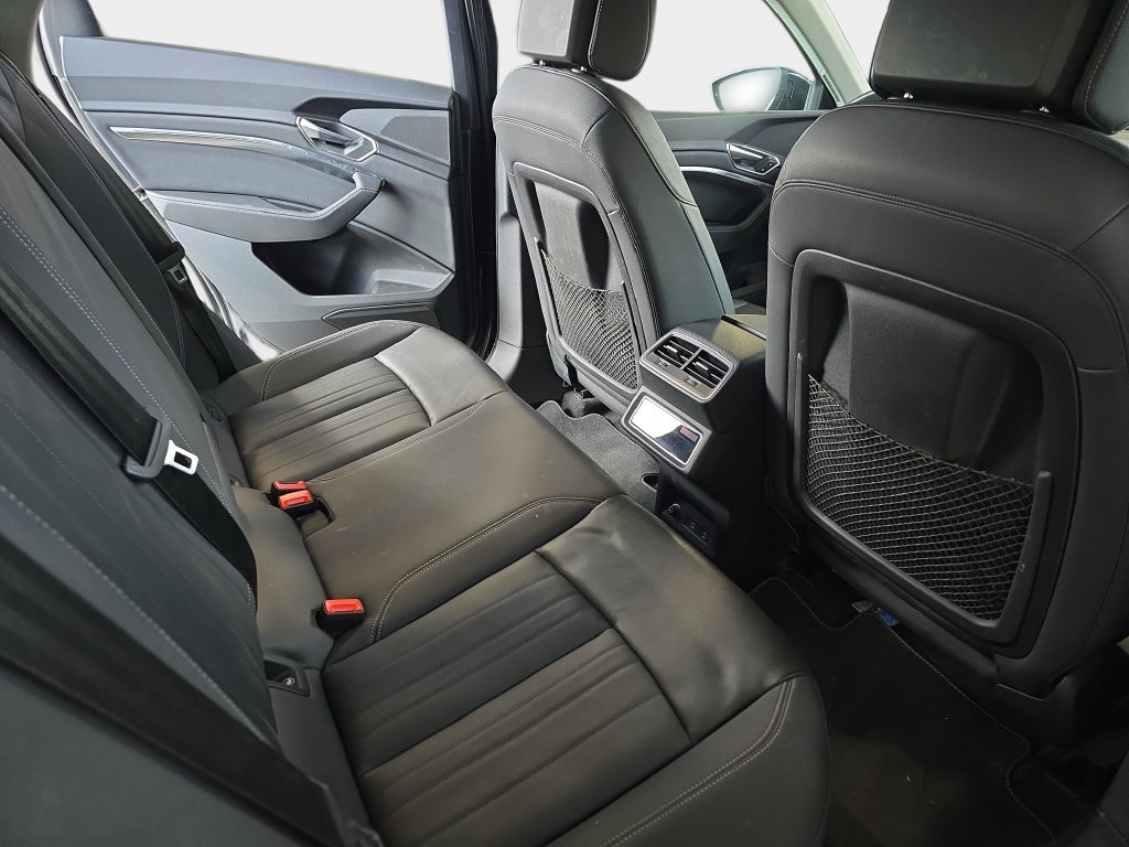 Used 2024 Audi Q8 e-tron Premium AWD/4WD image 13