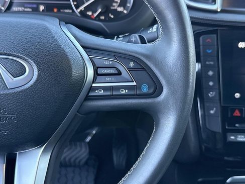 Certified 2022 INFINITI QX50 Luxe w/ Appearance Package image 9