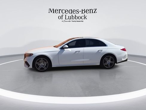 Used 2025 Mercedes-Benz E 350 4MATIC Sedan image 5