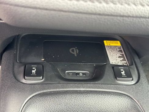 Used 2024 Toyota Corolla XSE FWD image 33