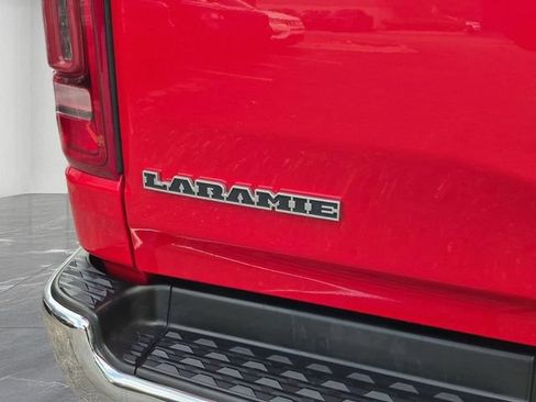 Used 2024 RAM 1500 Laramie AWD/4WD image 9
