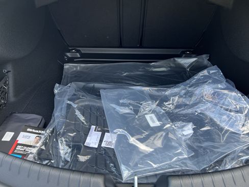 New 2027 Mercedes-Benz CLE 300 4MATIC Coupe image 35