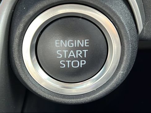 Used 2025 Toyota Grand Highlander AWD image 24