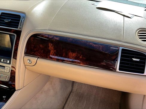 Used 2010 Jaguar XK Convertible image 20