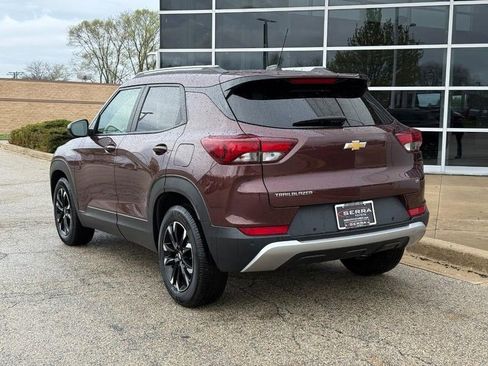 Used 2022 Chevrolet TrailBlazer LT w/ Convenience Package FWD image 5