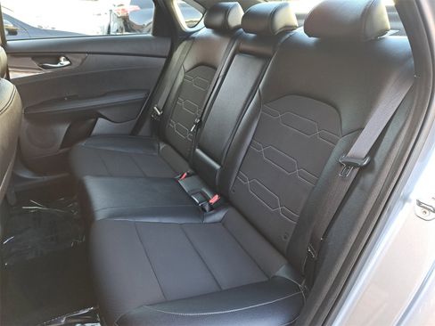 Certified 2023 Kia Forte GT-Line image 13