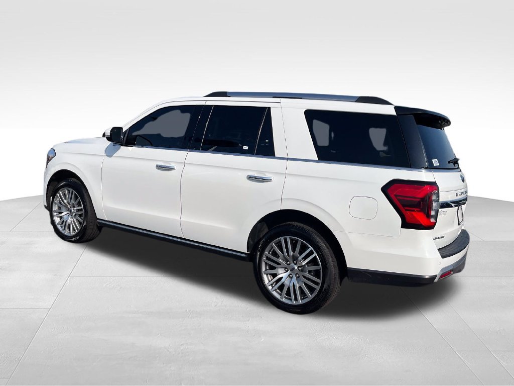Used 2022 Ford Expedition Limited AWD/4WD image 3