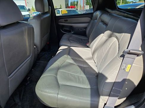 Used 2002 Chevrolet Tahoe LT image 12