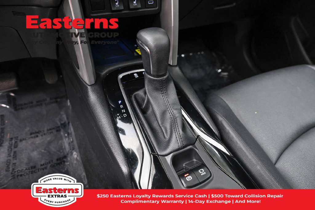 Used 2023 Toyota Corolla Cross XLE w/ Convenience Package AWD/4WD image 14
