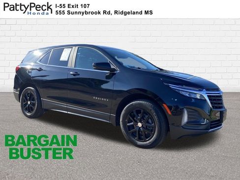 Used 2023 Chevrolet Equinox LT FWD image 1
