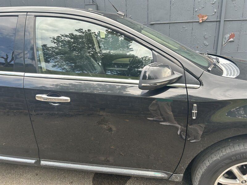 Used 2013 Lincoln MKX AWD image 23