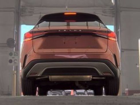 Used 2024 Lexus RX 350 Premium w/ Accessory Package (Z1) FWD image 9