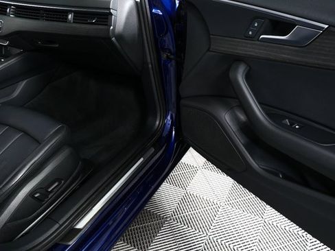 Used 2019 Audi A4 2.0T Premium image 24