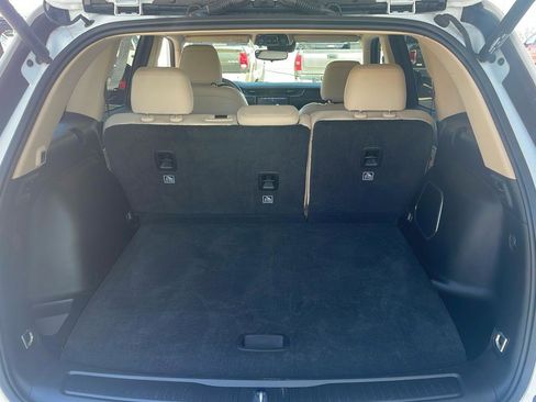 Used 2022 Jeep Grand Cherokee Limited image 18