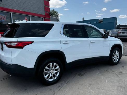 Used 2018 Chevrolet Traverse LS AWD/4WD image 6