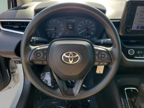 Used 2024 Toyota Corolla LE image 18