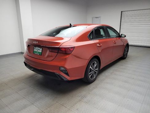 Used 2023 Kia Forte LXS image 9