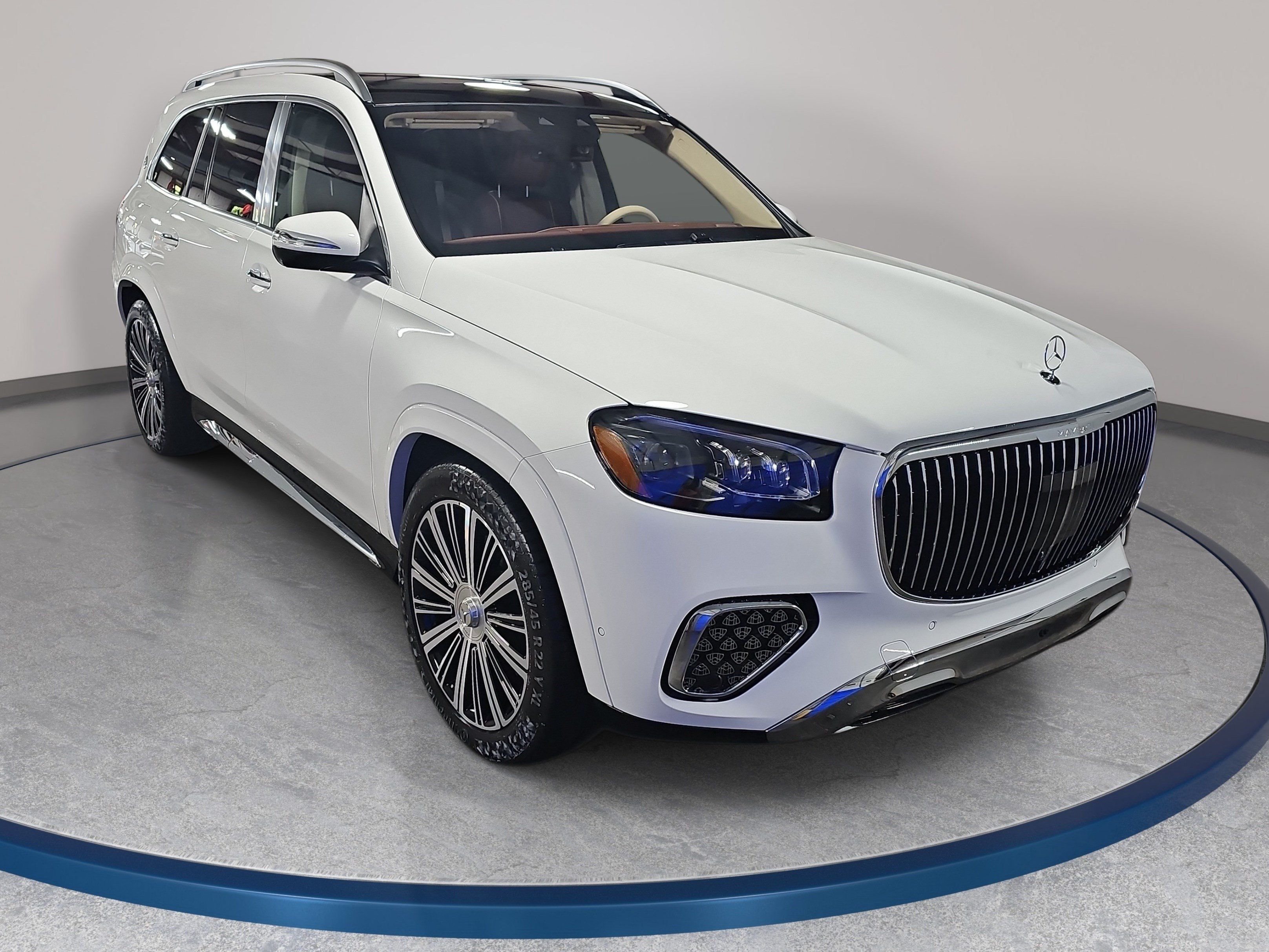 Certified 2024 Mercedes-Benz Maybach GLS 600 4MATIC image 4