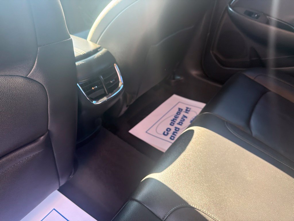 Used 2021 Chevrolet Malibu LT w/ Leather Package FWD image 31