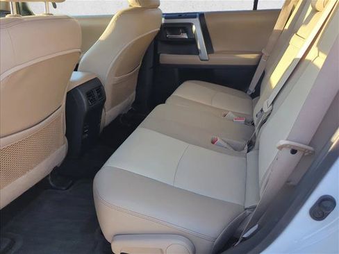 Used 2016 Toyota 4Runner SR5 Premium RWD image 10