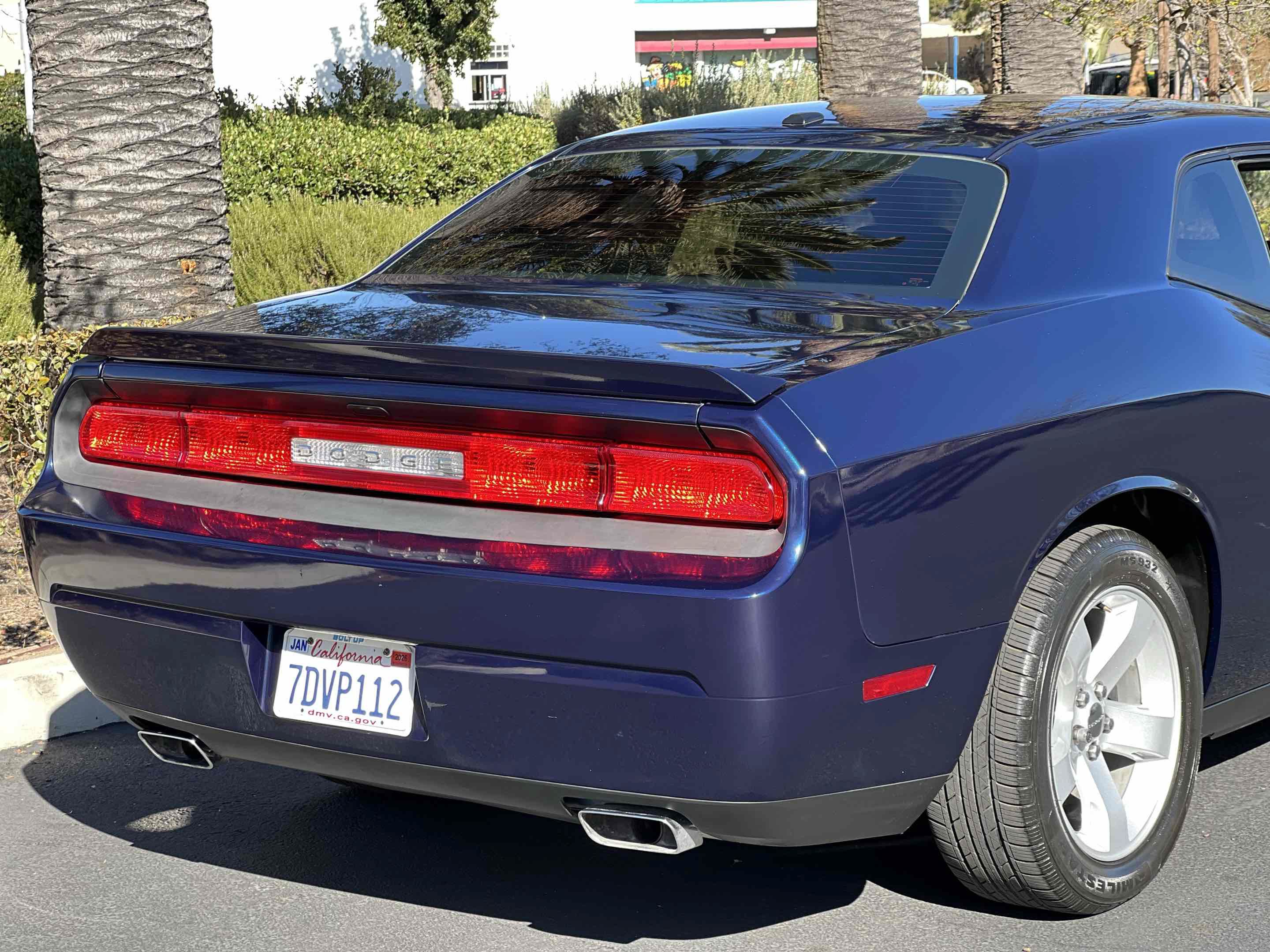 Used 2014 Dodge Challenger R/T RWD image 36