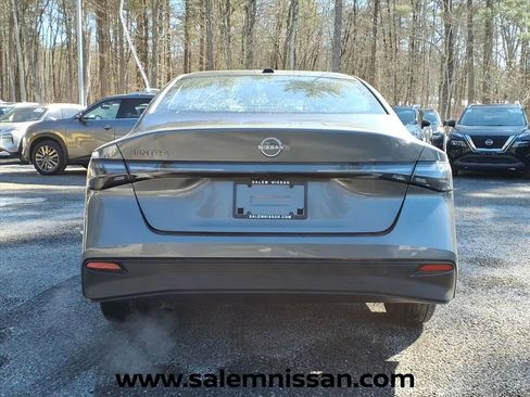 New 2026 Nissan Sentra SV w/ SV Convenience Package FWD image 5