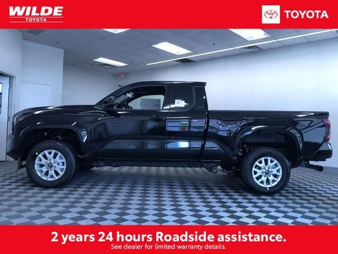 New 2026 Toyota Tacoma SR5 RWD image 3