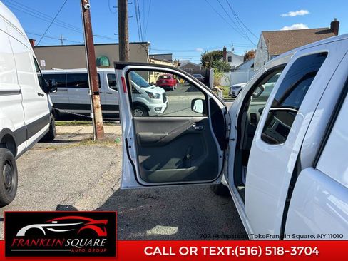 Used 2012 Nissan Frontier S w/ S Preferred Pkg image 14