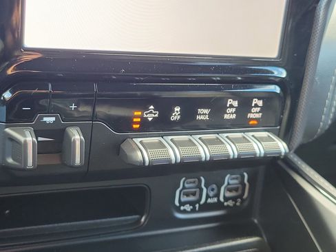 Used 2022 RAM 1500 Limited RWD image 21