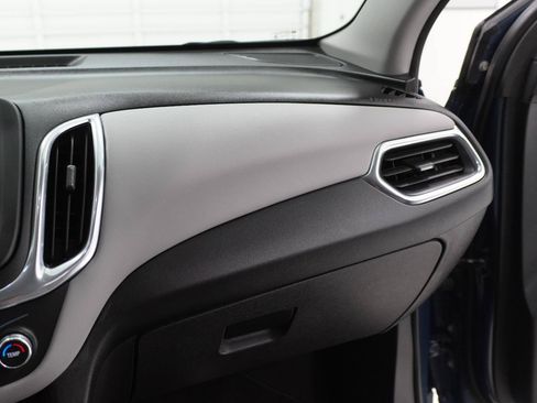 Used 2024 Chevrolet Equinox LS w/ Driver Confidence II Package FWD image 18