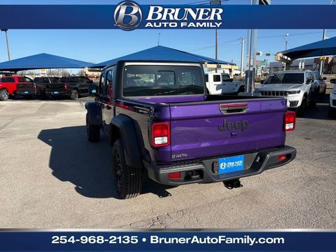 New 2026 Jeep Gladiator Sport image 7