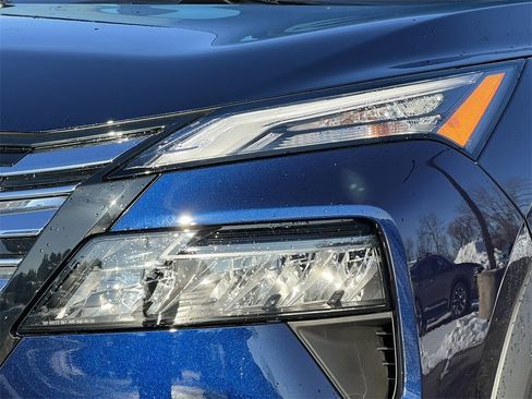 New 2026 Nissan Rogue SV image 34