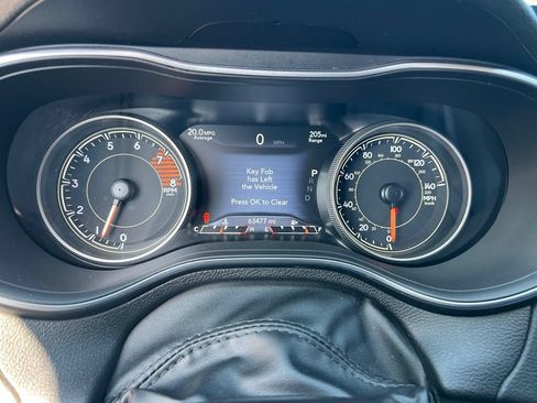 Used 2019 Jeep Cherokee Trailhawk w/ Cold Weather Group AWD/4WD image 47