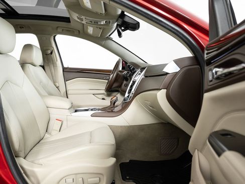 Used 2013 Cadillac SRX Luxury w/ Driver Awareness Package image 27