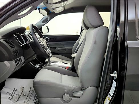 Certified 2015 Toyota Tacoma 4x4 Double Cab image 37