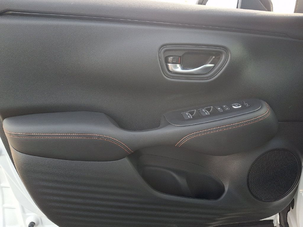 Used 2024 Honda HR-V Sport image 12