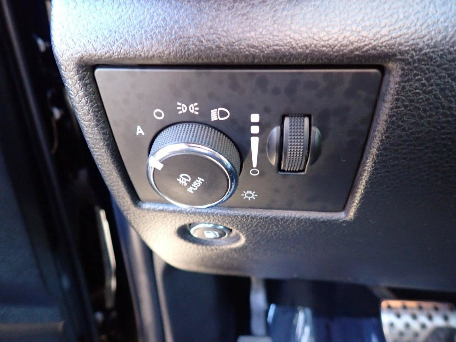 Used 2019 Jeep Grand Cherokee High Altitude AWD/4WD image 19