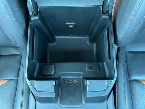 Used 2024 GMC Sierra 1500 AT4 w/ AT4 Premium Package AWD/4WD image 33
