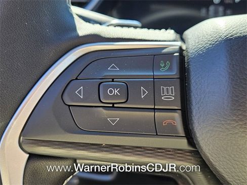 New 2025 Jeep Grand Cherokee Laredo X image 23