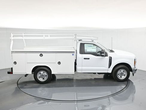 New 2025 Ford F350 XL w/ XL Chrome Package RWD image 41