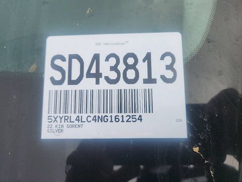 Certified 2022 Kia Sorento S w/ Panoramic Sunroof Package FWD image 5