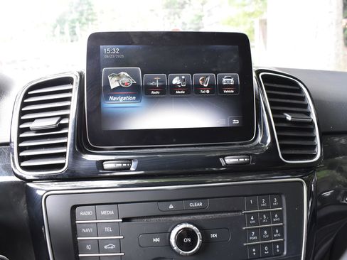 Used 2017 Mercedes-Benz GLE 350 w/ Premium 1 Package image 39
