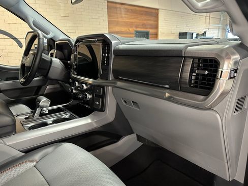 Used 2024 Ford F150 Lariat w/ Tow/Haul Package image 18