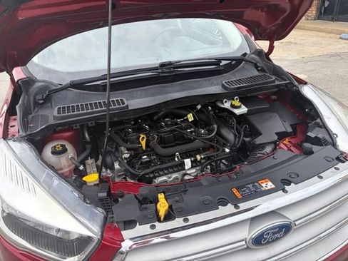 Used 2019 Ford Escape SE FWD image 9