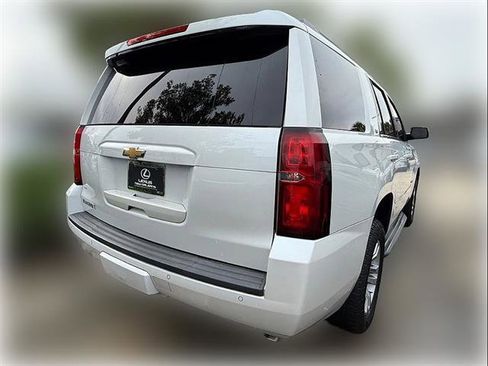 Used 2016 Chevrolet Tahoe LT w/ Luxury Package RWD image 4