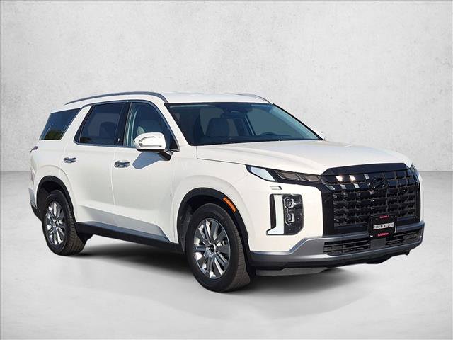Used 2024 Hyundai Palisade SEL FWD image 3