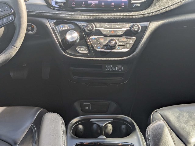 Used 2023 Chrysler Pacifica Touring-L w/ S Appearance Package FWD image 20