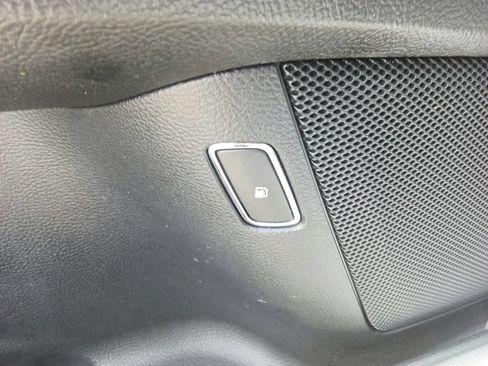 Used 2018 Ford Fusion S FWD image 20